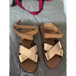KYMA NWOT Patmos Bronze Rose Gold
SIZE 39-9 handmade in greece